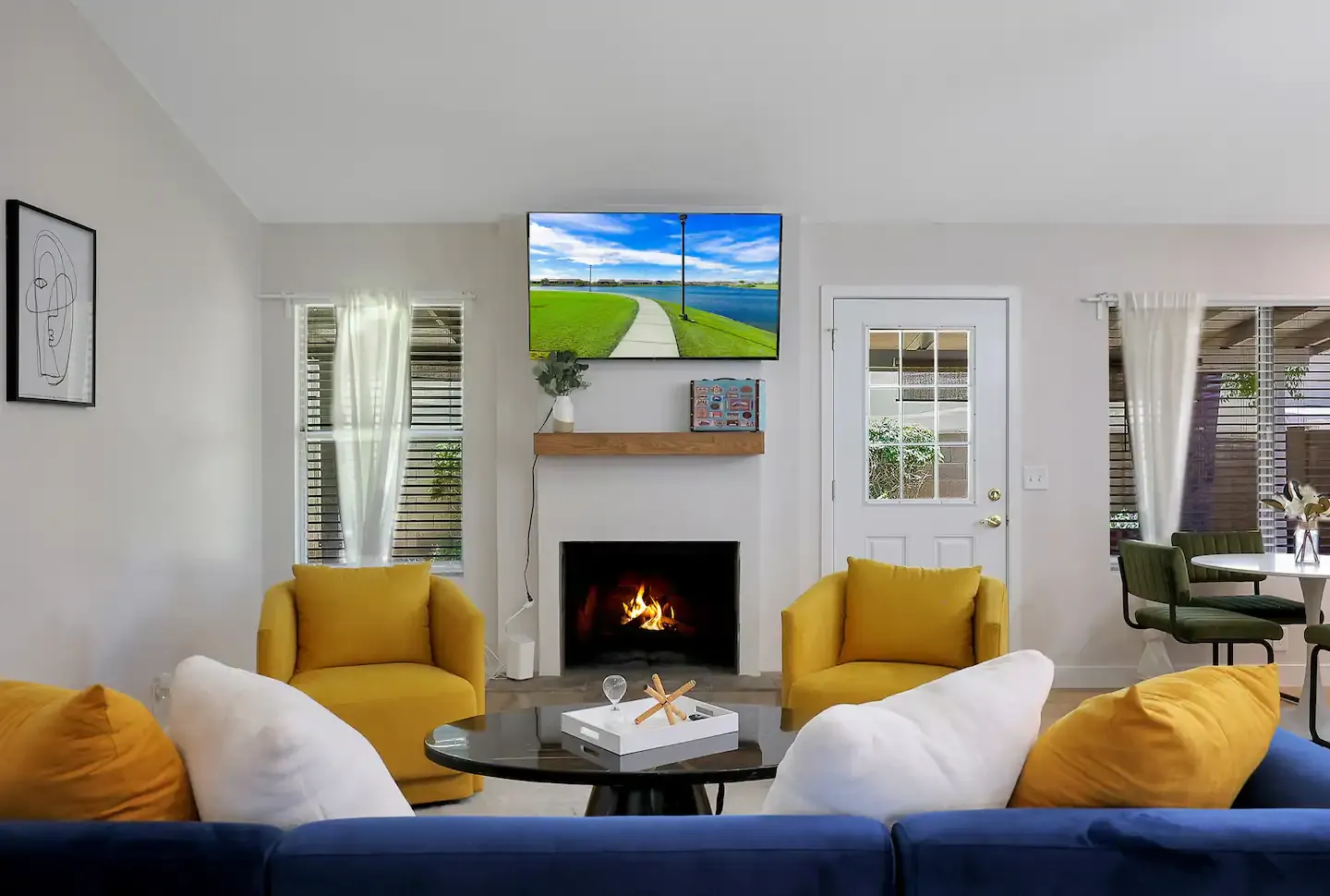 Home in Phoenix, Arizona short-term rental designed by Form + Function + Design, view 2