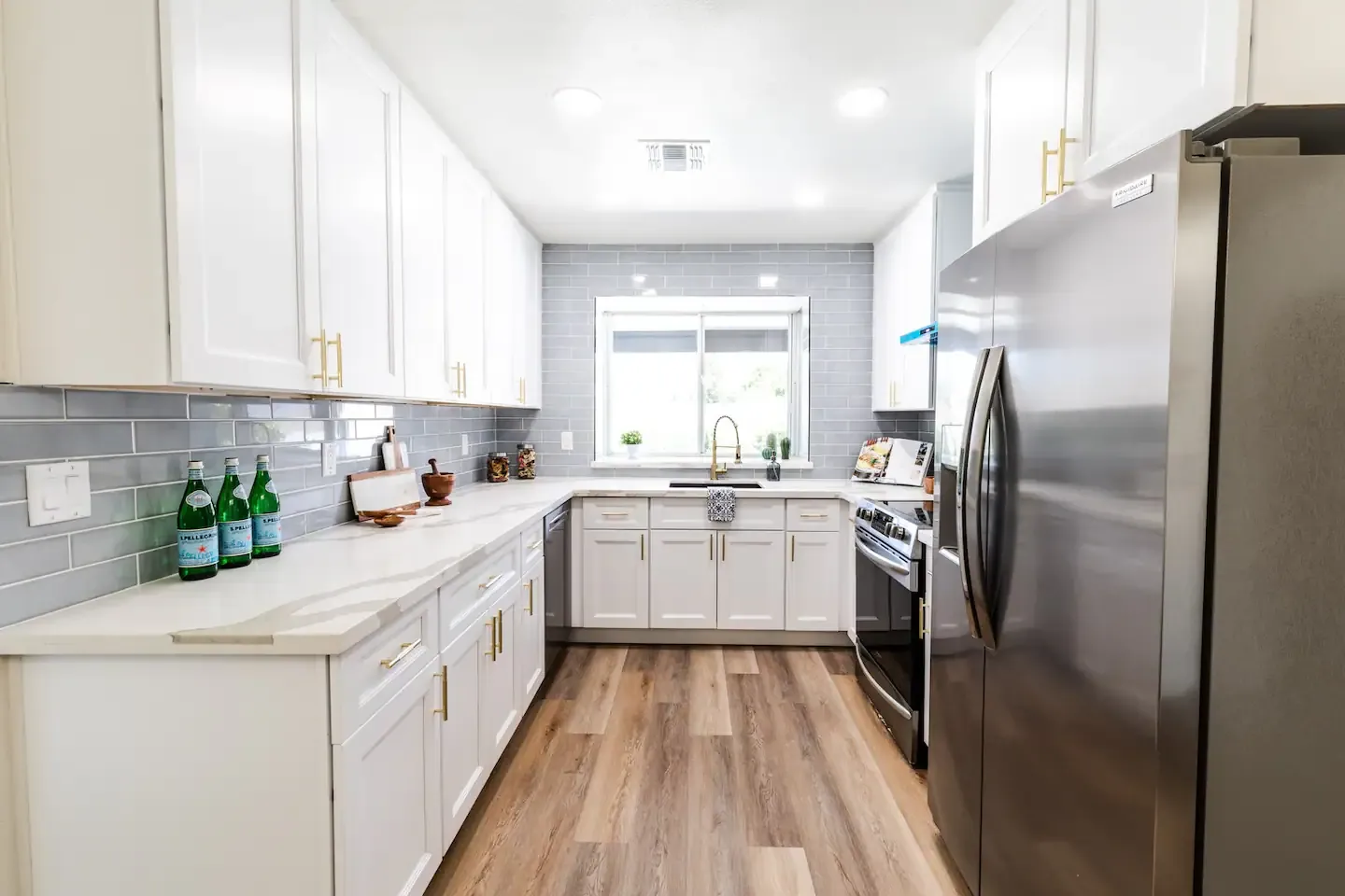 Home in Scottsdale, Arizona short-term rental designed by Form + Function + Design, view 6