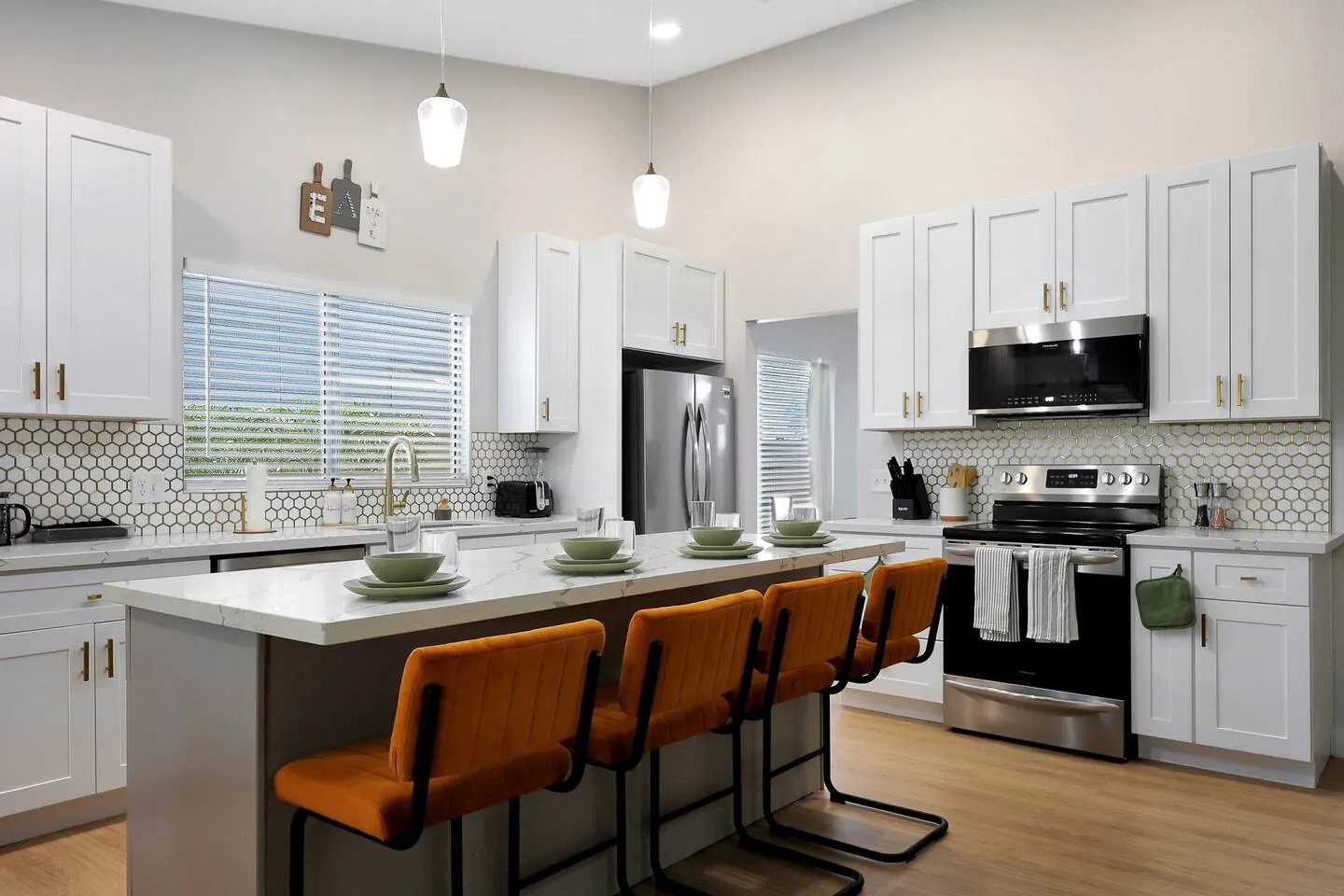 Home in Phoenix, Arizona short-term rental designed by Form + Function + Design, view 4